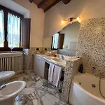 La Corte Di Ronzano Bed & Breakfast Scarperia