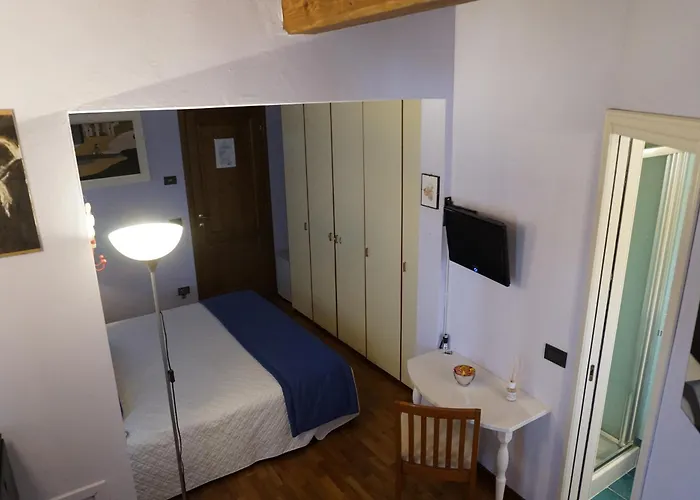 فندق مبيت وإفطار La Corte Di Ronzano سكاربيرا