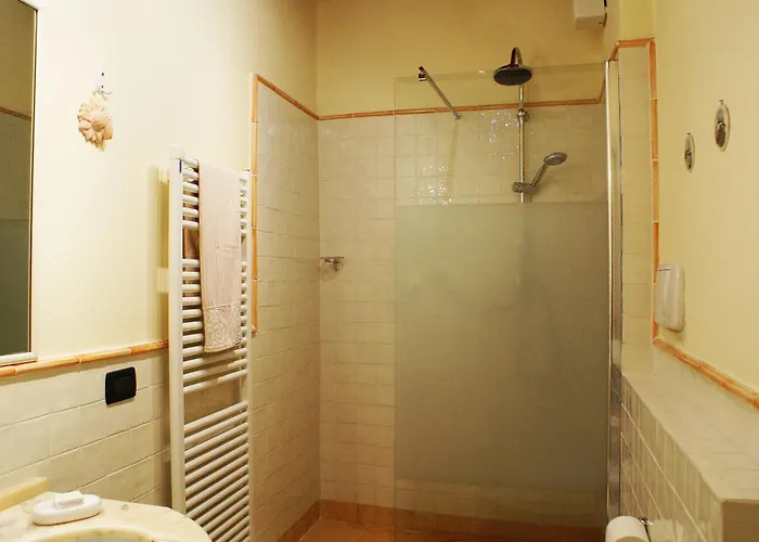 La Corte Di Ronzano سكاربيرا