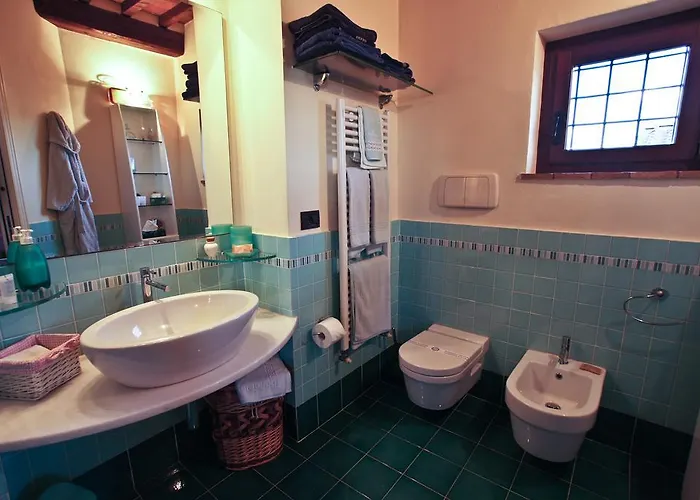 La Corte Di Ronzano 4* سكاربيرا